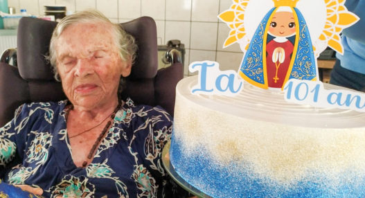 Lar Dona Conceição comemora aniversário da sua mais antiga moradora